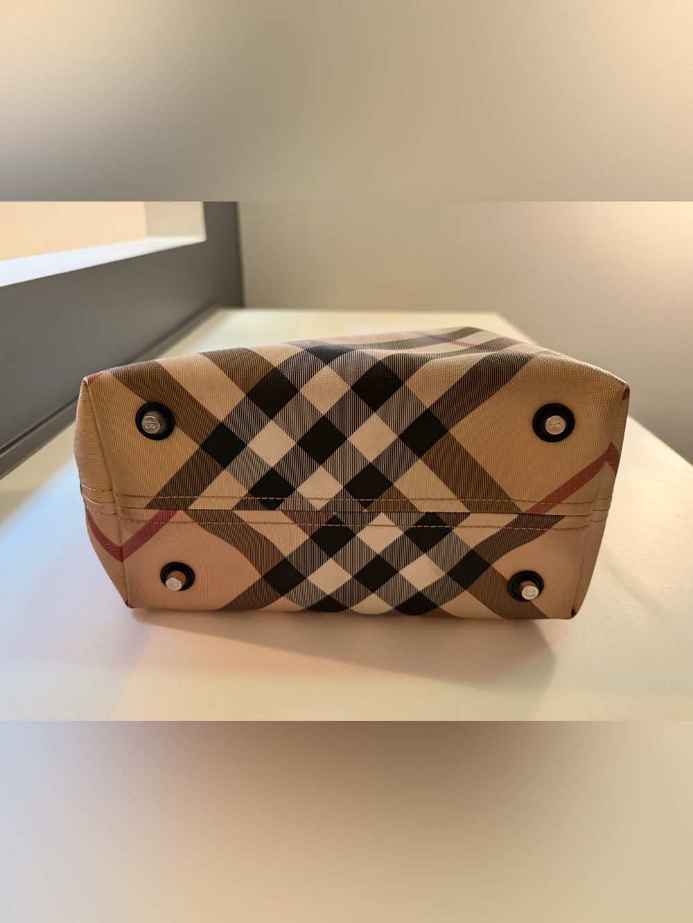 Burberry Supernova Check Small Nickie Tote Black - Picture 3 of 6